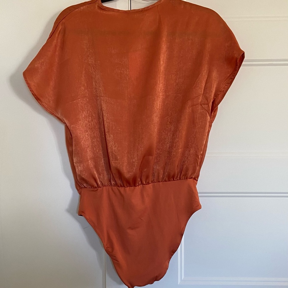 Zara - One Piece - Picture 3 of 6